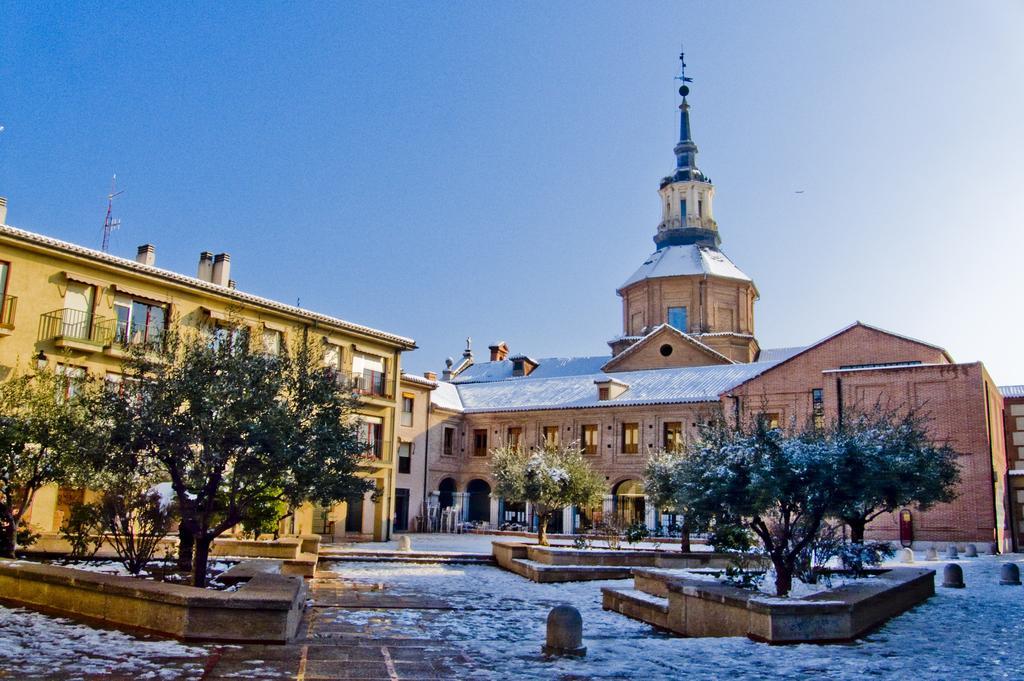 Ciudad De Alcala Hotell Alcalá de Henares Exteriör bild